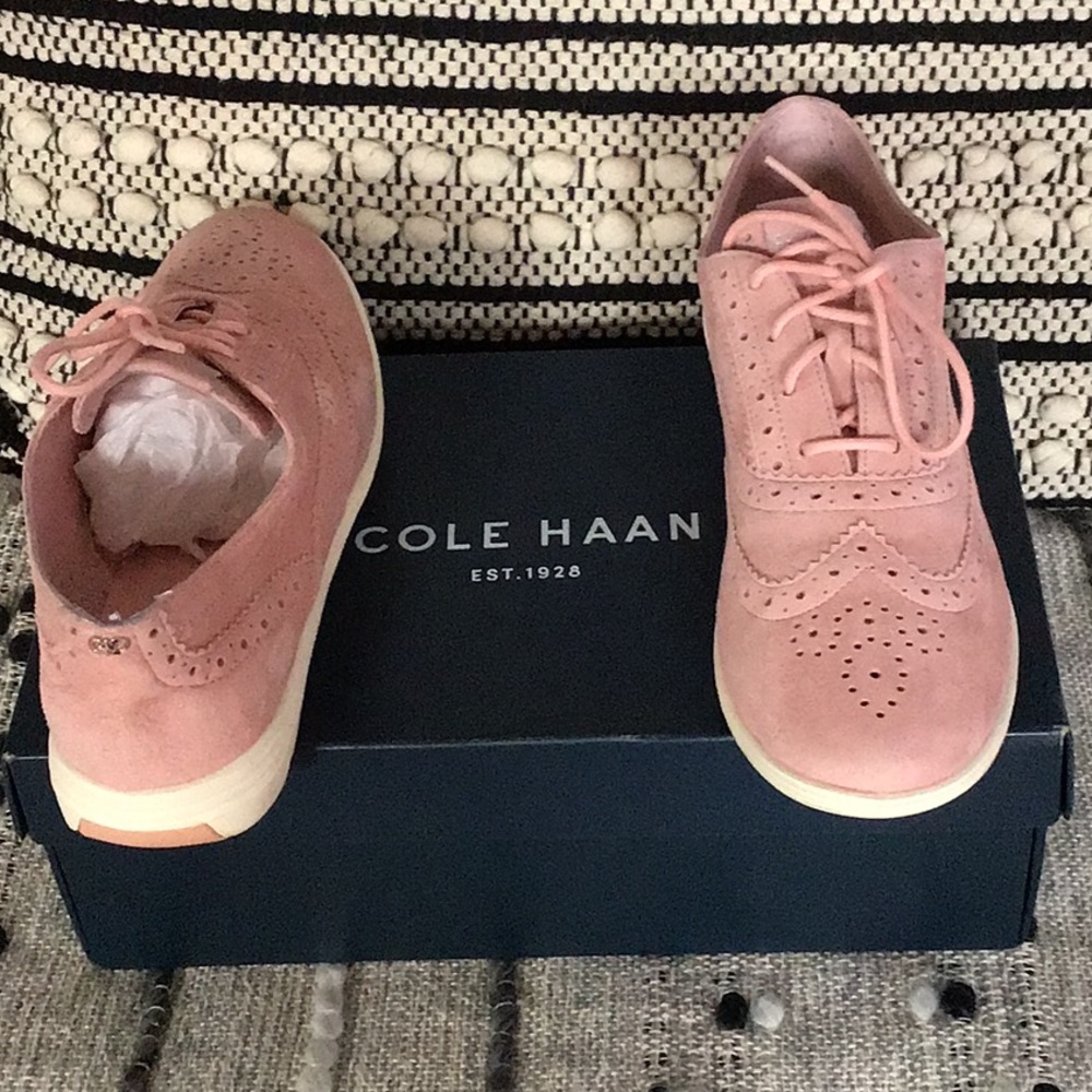 Cole Haan Grand Tour Oxford Sneakers. Like new🎀 - Picture 2 of 6